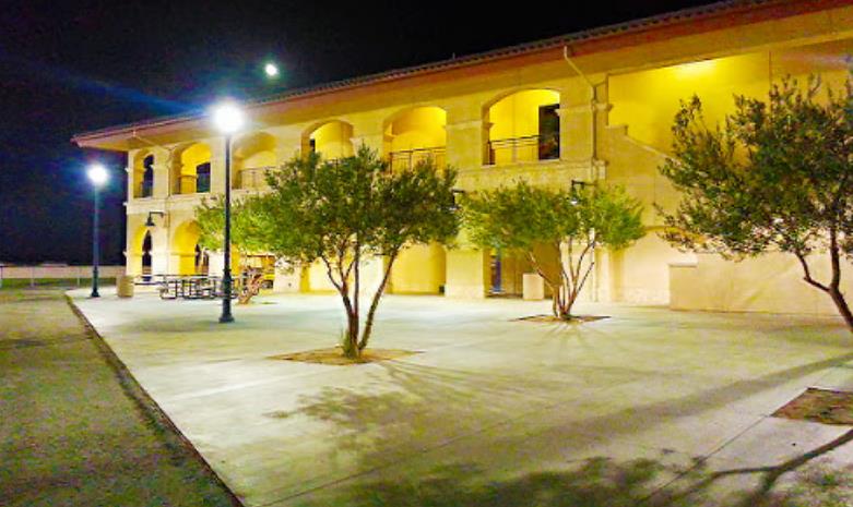 沙文略大學(xué)預(yù)備高中 Xavier College Preparatory High School
