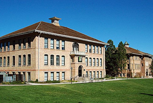 Sewanee—?University of the South西沃恩南方大學(xué)