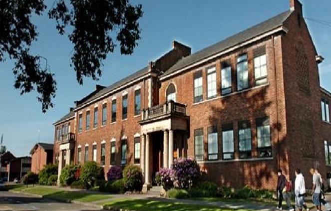 Bellarmine Preparatory School  貝拉明預(yù)備學(xué)校