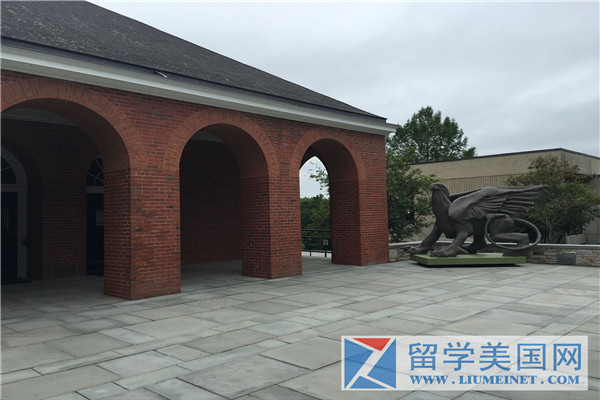 龐弗雷德中學(xué)Pomfret School